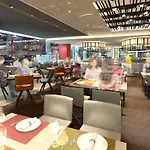 Novotel Suites Hanoi 