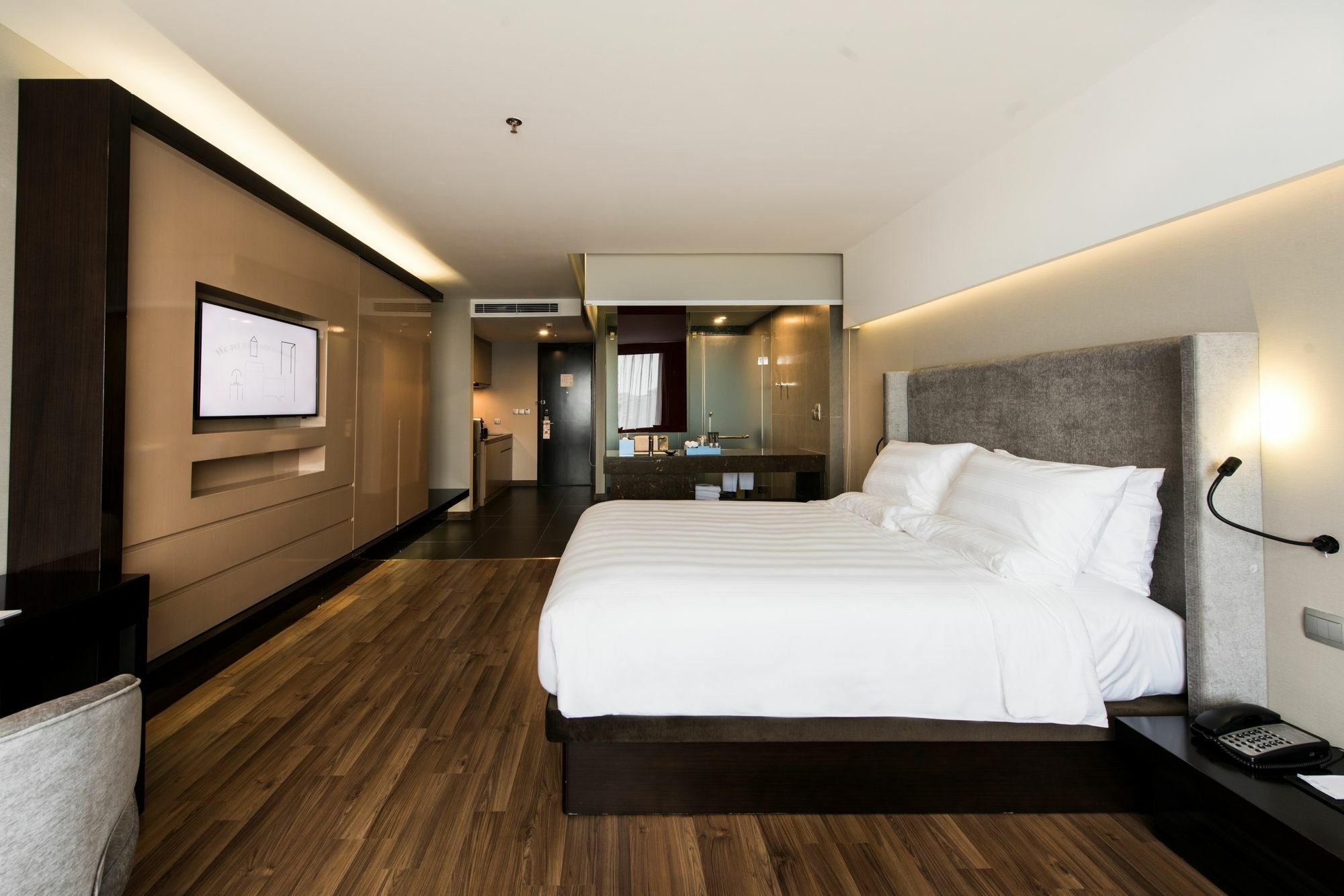 Novotel होटल